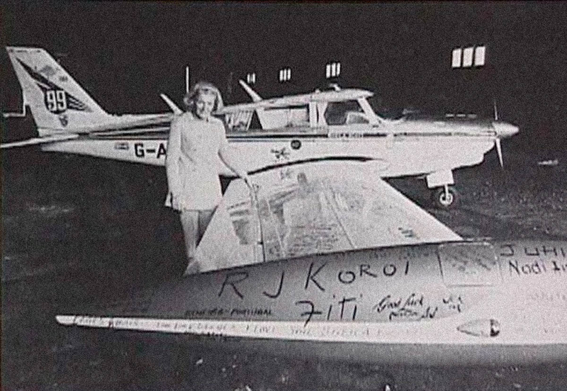 Illustration for article titled Despite a Constant Plague of Gremlins, This Lady Earned 104 Aviation Records
